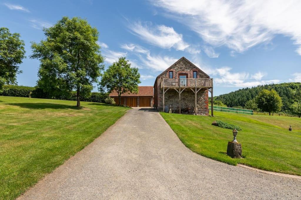 The Granary At Hawkhurst Крейвен-Армс Экстерьер фото