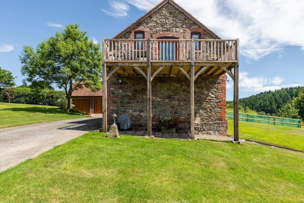 The Granary At Hawkhurst Крейвен-Армс Экстерьер фото